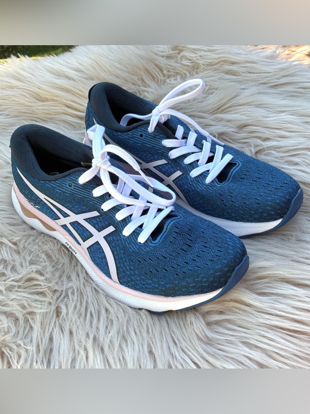 Asics Gel-Nimbus 24 Running Shoes Women’s Sz 9